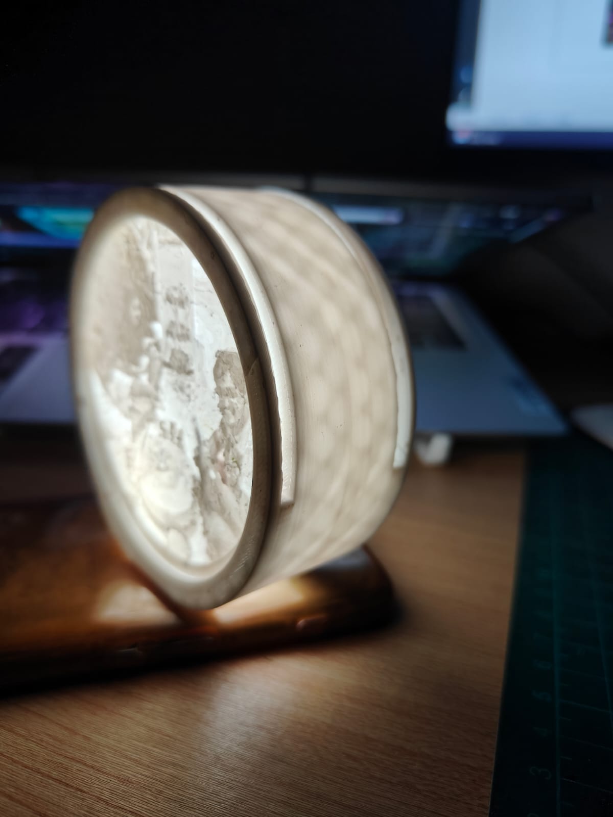 Lithophane_lamp3side 3d printed lithophane lamp